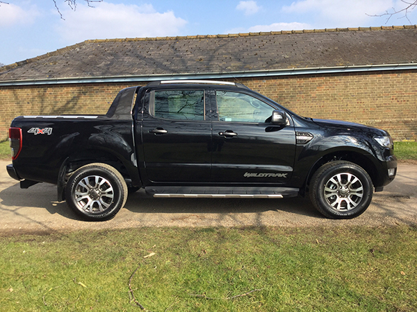 Panther Black Ford Ranger White Hot Vans 01