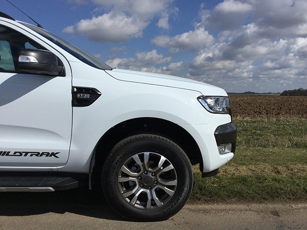 Frozen White Ford Ranger White Hot Vans 12