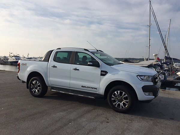 Frozen White Ford Ranger White Hot Vans 19