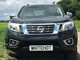 Nissan Navara Black 4 White Hot Vans