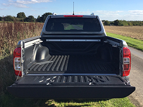 Nissan Navara Twilight Grey 04 White Hot Vans