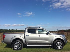 Nissan Navara Twilight Grey 07 White Hot Vans