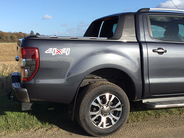 Sea Grey Ford Ranger White Hot Vans 04